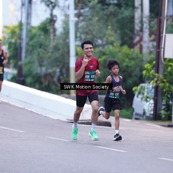 Runner Photo 8465469