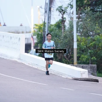Runner Photo 8465498
