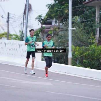 Runner Photo 8465694
