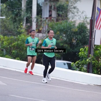 Runner Photo 8465754