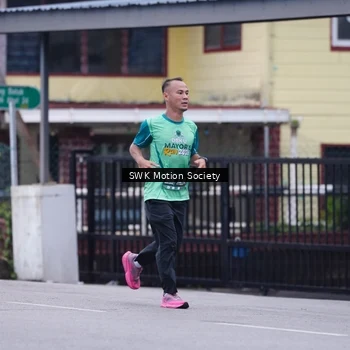 Runner Photo 8465834
