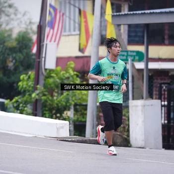 Runner Photo 8465894