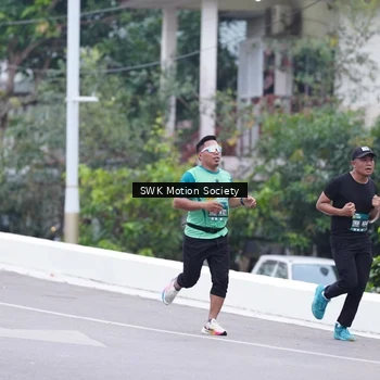 Runner Photo 8465935