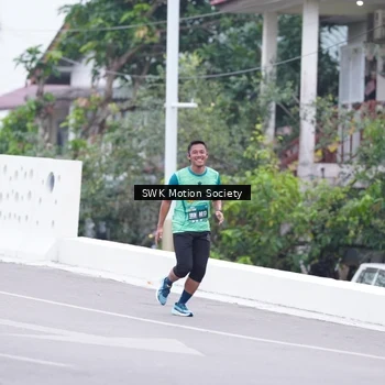 Runner Photo 8466026