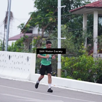 Runner Photo 8466053
