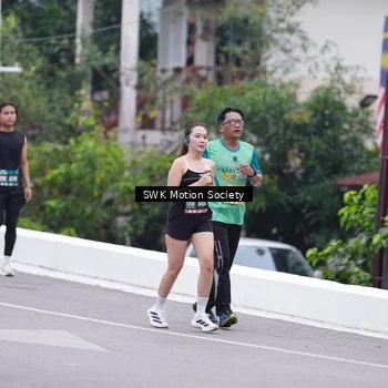 Runner Photo 8466172