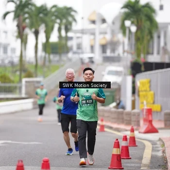 Runner Photo 8466452