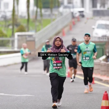 Runner Photo 8466471