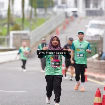 Runner Photo 8466473