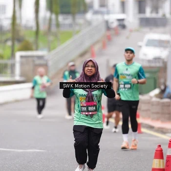 Runner Photo 8466474