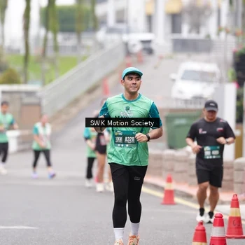 Runner Photo 8466480