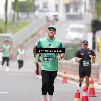 Runner Photo 8466487