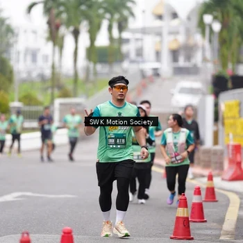 Runner Photo 8466511