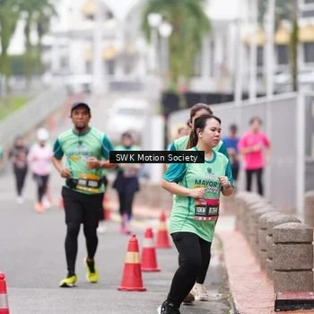 Runner Photo 8466539