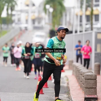 Runner Photo 8466551