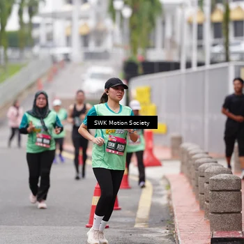Runner Photo 8466636