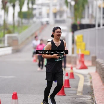 Runner Photo 8466656