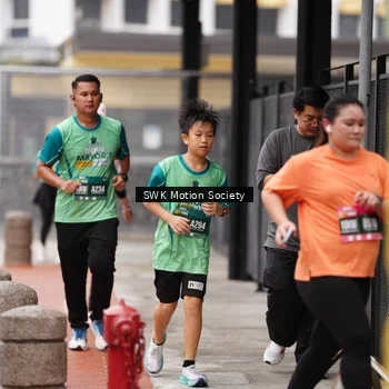 Runner Photo 8467000