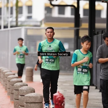 Runner Photo 8467001