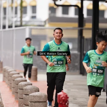 Runner Photo 8467003
