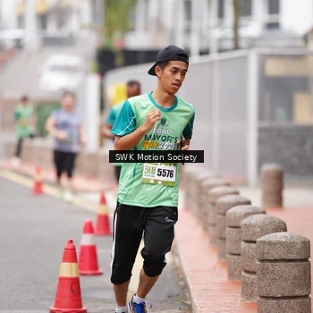 Runner Photo 8467044
