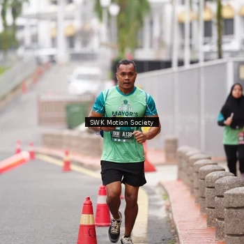 Runner Photo 8467045