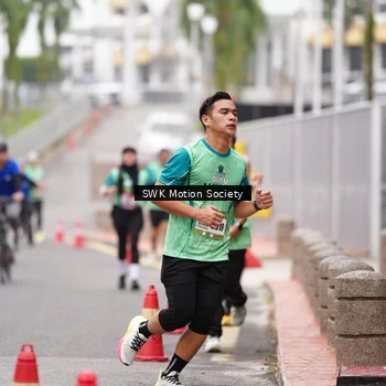 Runner Photo 8467069