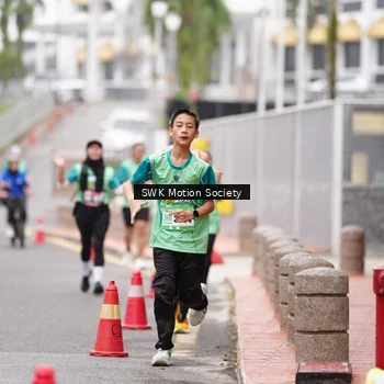 Runner Photo 8467072