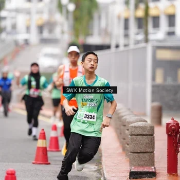 Runner Photo 8467073