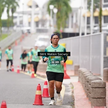 Runner Photo 8467091