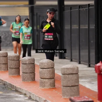 Runner Photo 8467249