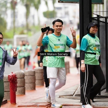 Runner Photo 8467400