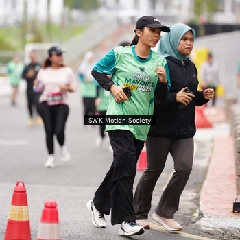 Runner Photo 8467454