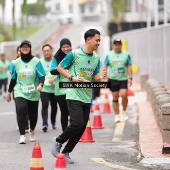 Runner Photo 8467654