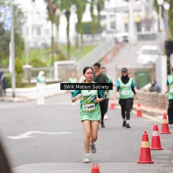Runner Photo 8467692