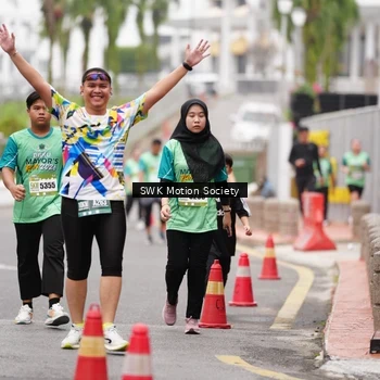 Runner Photo 8467923