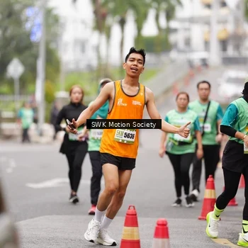 Runner Photo 8467951