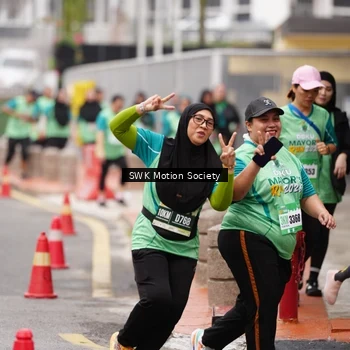 Runner Photo 8468044
