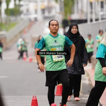 Runner Photo 8468096