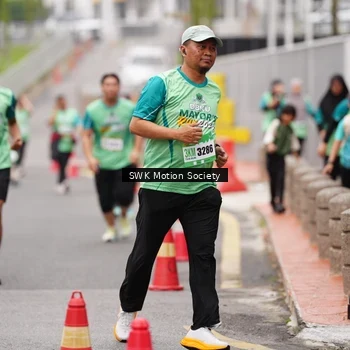 Runner Photo 8468131