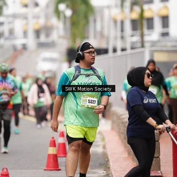 Runner Photo 8468172