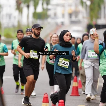 Runner Photo 8468445
