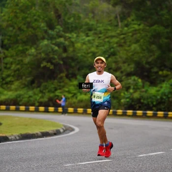 Runner Photo 8468451