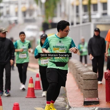 Runner Photo 8468559