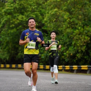 Runner Photo 8468565