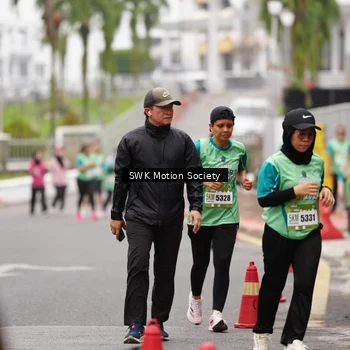 Runner Photo 8468573
