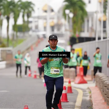 Runner Photo 8468623
