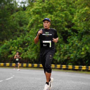 Runner Photo 8468645