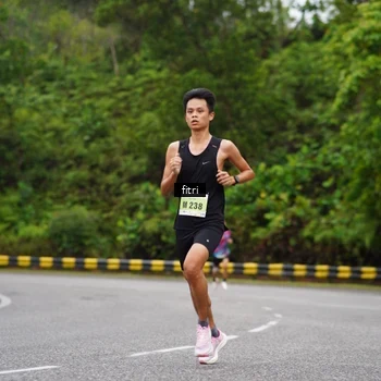 Runner Photo 8468664
