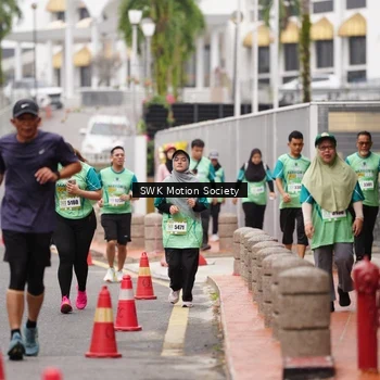 Runner Photo 8468666